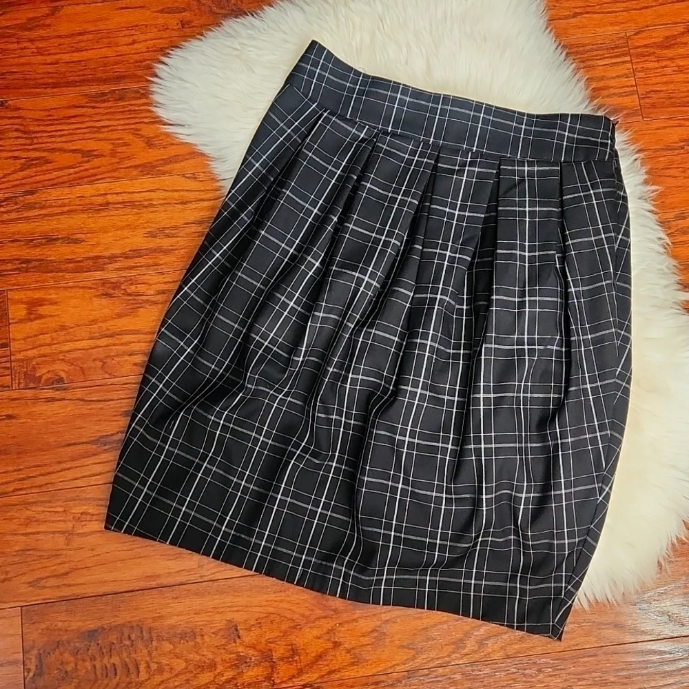 Vintage JPR Black Plaid Pleated Uniform Midi Skirt
